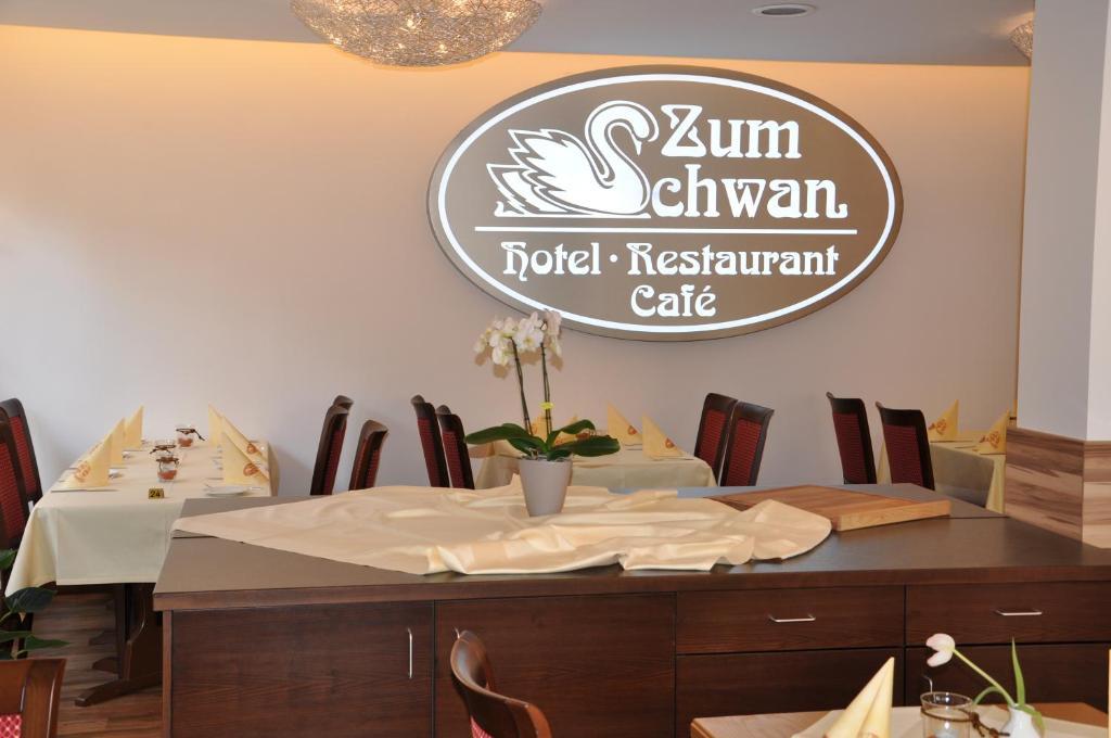 Hotel Restaurant Zum Schwan Mettlach Exterior foto